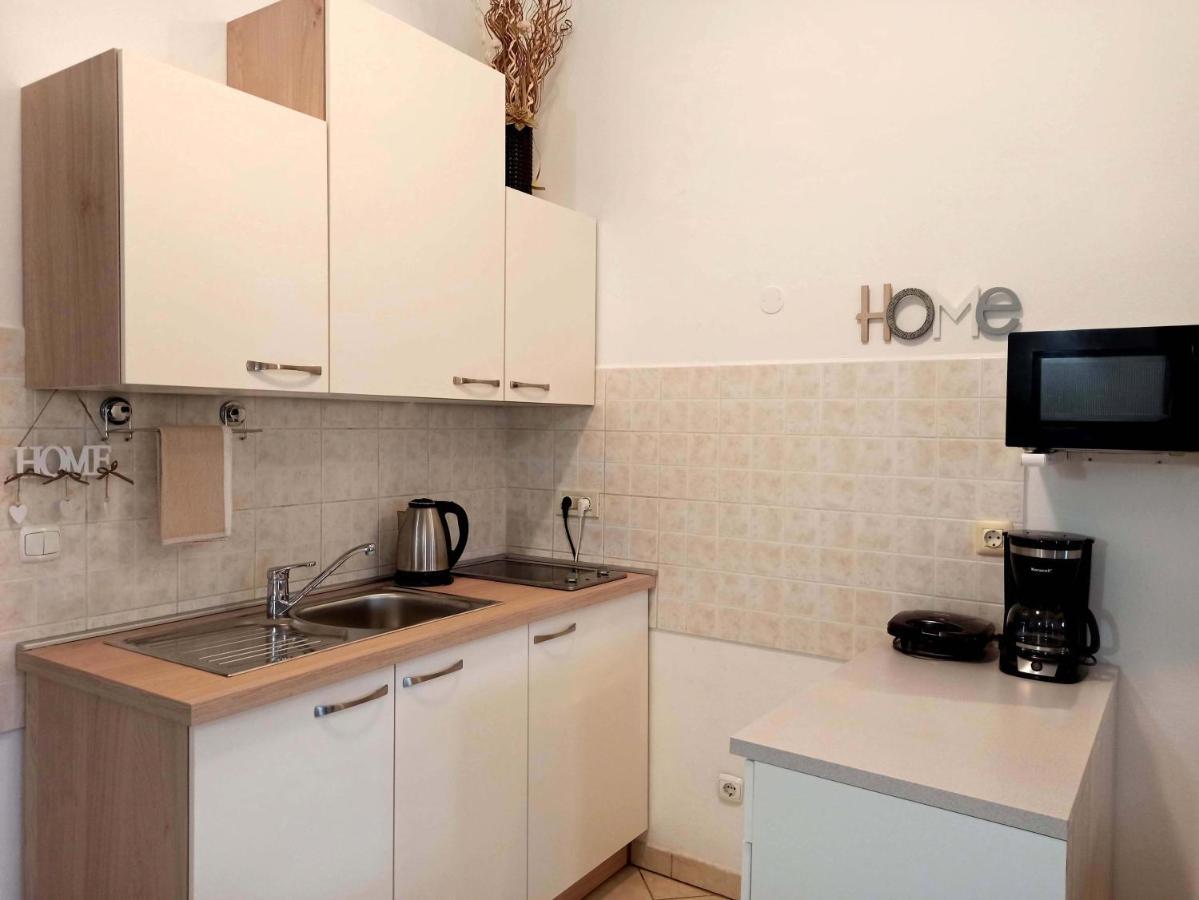 Apartman Dora Пула Экстерьер фото