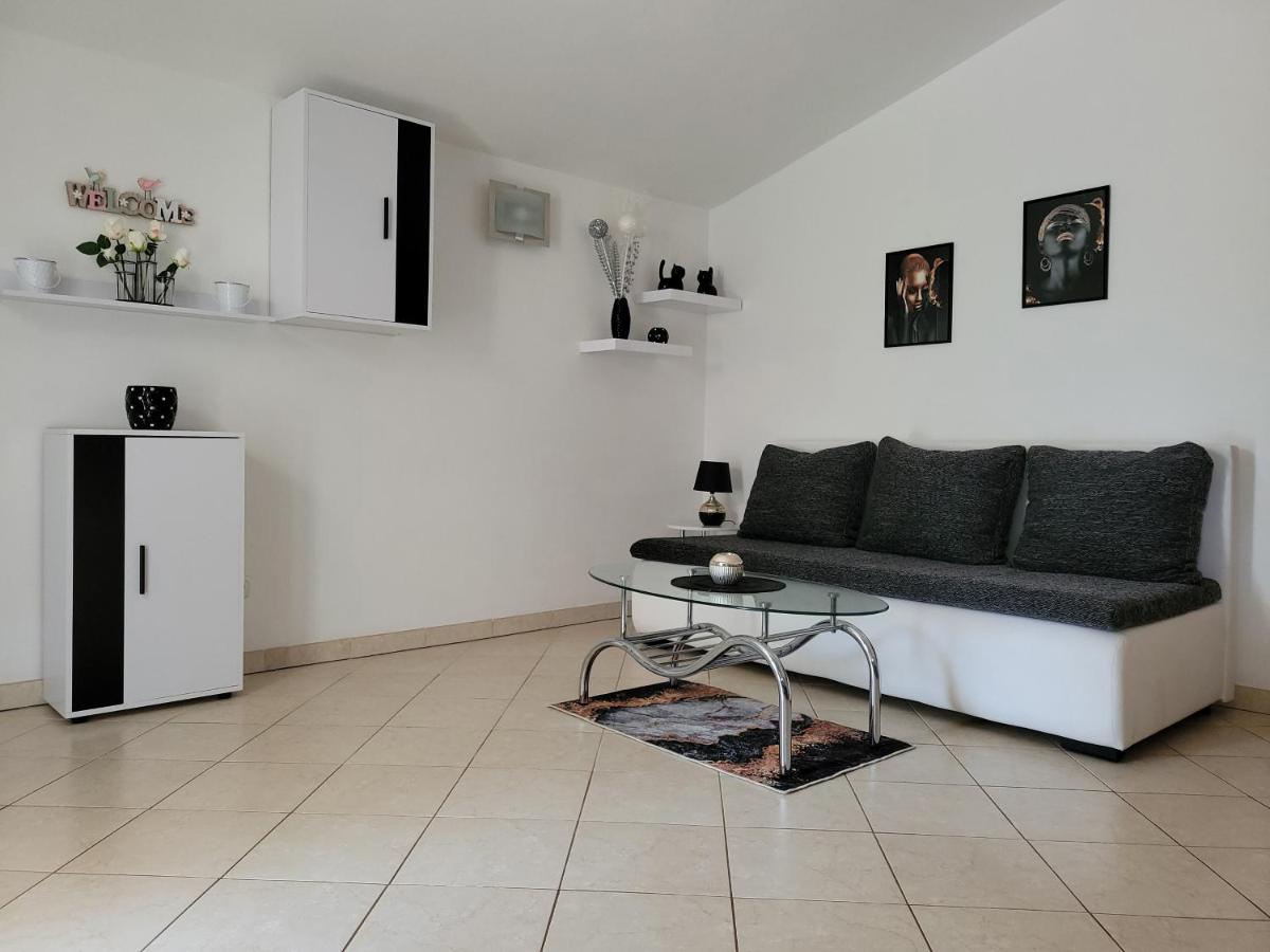 Apartman Dora Пула Экстерьер фото