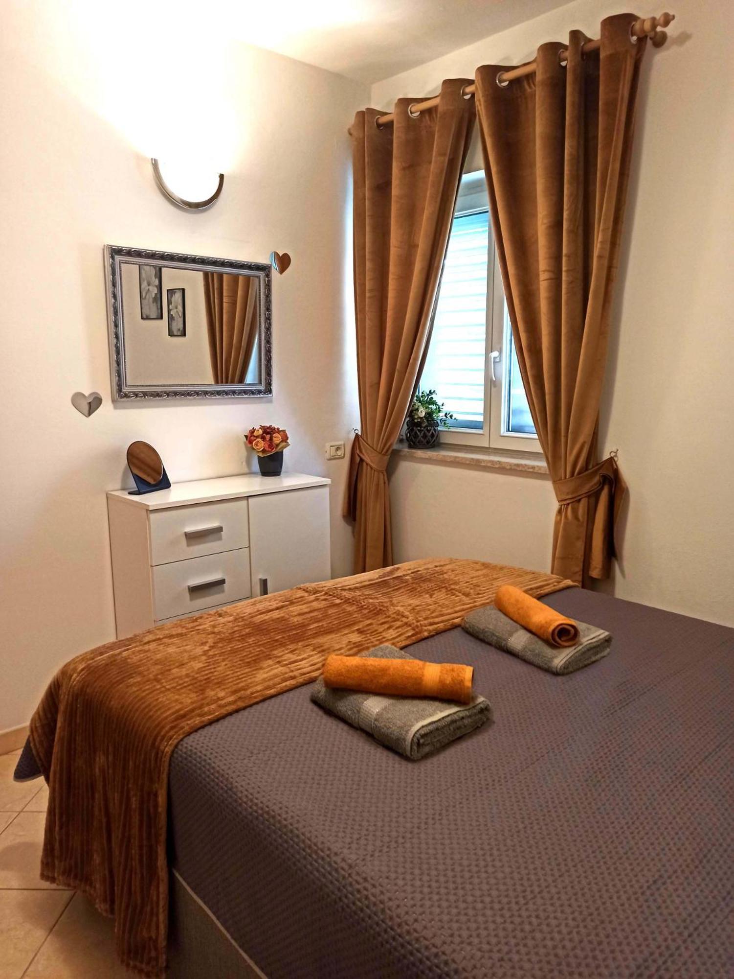 Apartman Dora Пула Экстерьер фото