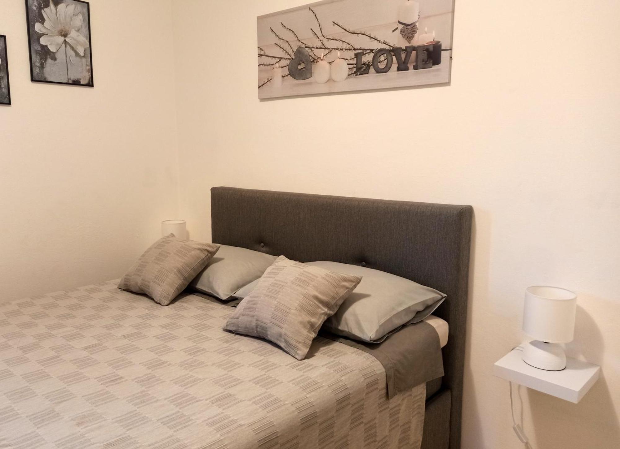 Apartman Dora Пула Экстерьер фото